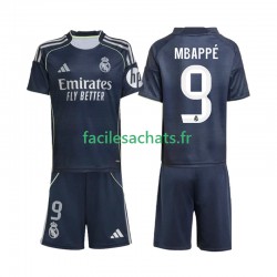 Maillot Real Madrid Kylian Mbappe 9 2025-2026 Extérieur Enfant MC Maillot Real Madrid Kylian Mbappe 9 2025-2026 Extérieur Enfant MC