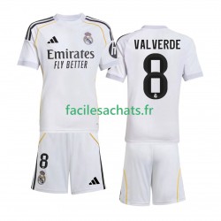 Maillot Real Madrid Valverde 8 2025-2026 Domicile Enfant MC