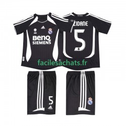 Maillot Real Madrid ZIDANE 5 Retro 2006 2007 Extérieur Enfant MC Maillot Real Madrid ZIDANE 5 Retro 2006 2007 Extérieur Enfant MC