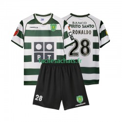 Maillot Sporting CP Cristiano Ronaldo 28 Retro 2001 2003 Domicile Enfant MC Maillot Sporting CP Cristiano Ronaldo 28 Retro 2001 2003 Domicile Enfant MC