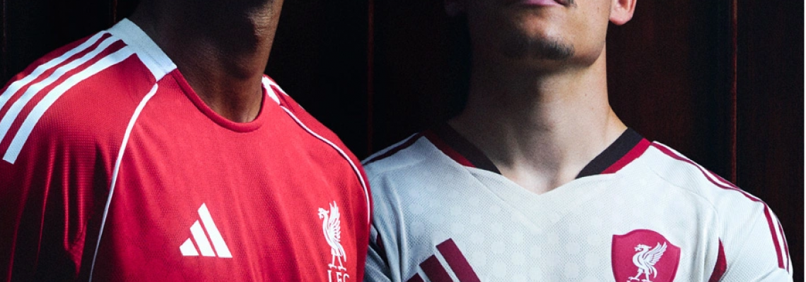Maillots Domicile et Extérieur Liverpool 2025-26 Maillots Domicile et Extérieur Liverpool 2025-26