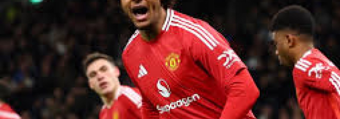 Manchester United enquête sur les allégations d'agressions de supporters au gaz lacrymogène Manchester United enquête sur les allégations d'agressions de supporters au gaz lacrymogène
