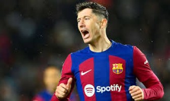 Lewandowski continuera à jouer aux côtés de Barcelone
